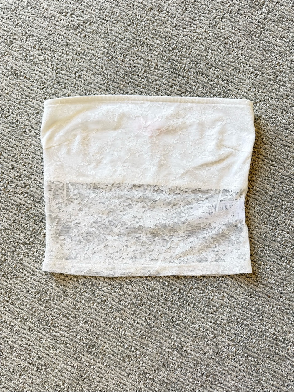 Edikted White Lace Strapless Crop Top Size Medium